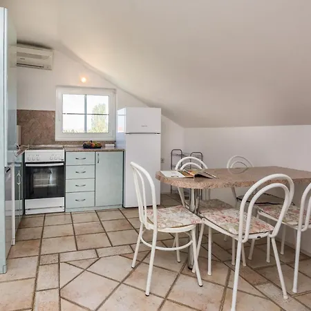 Apartment Goga Vrsi